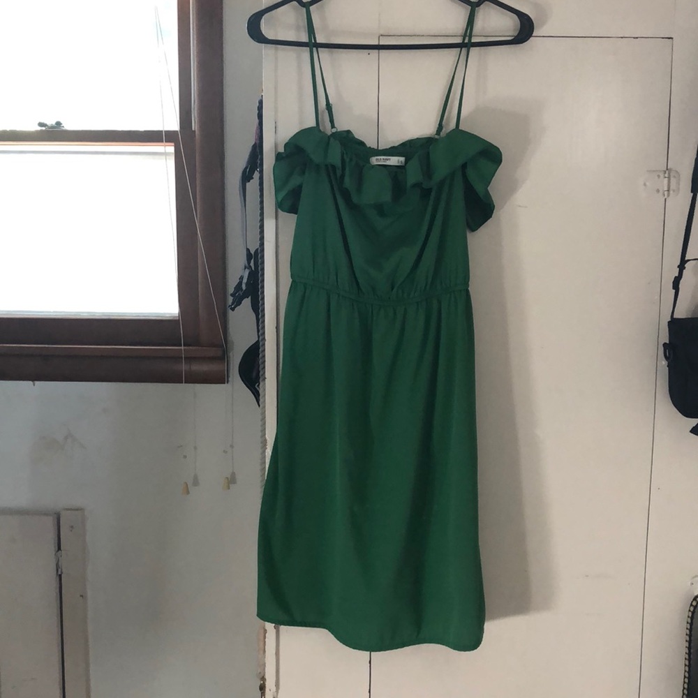 Old navy dress. Green. Size small.